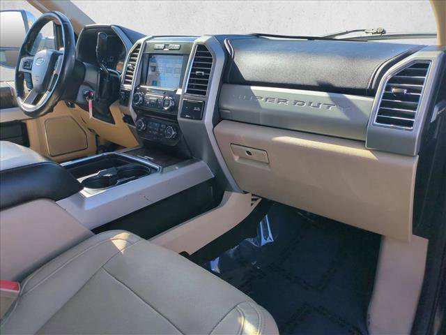 Used 2017 Ford F250 Lariat w/ Chrome Package image 23