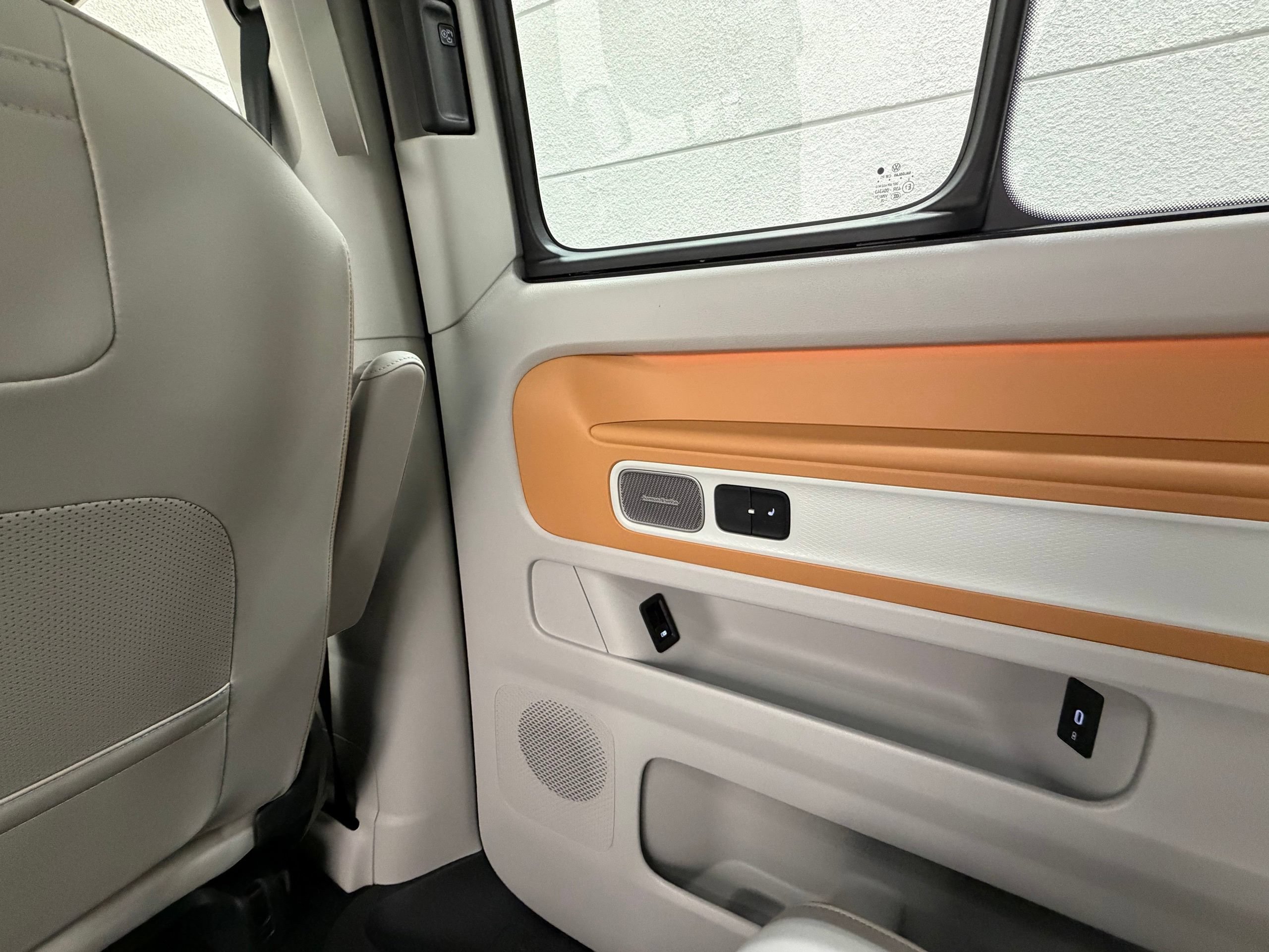 New 2025 Volkswagen ID. Buzz Pro S Plus AWD/4WD image 57