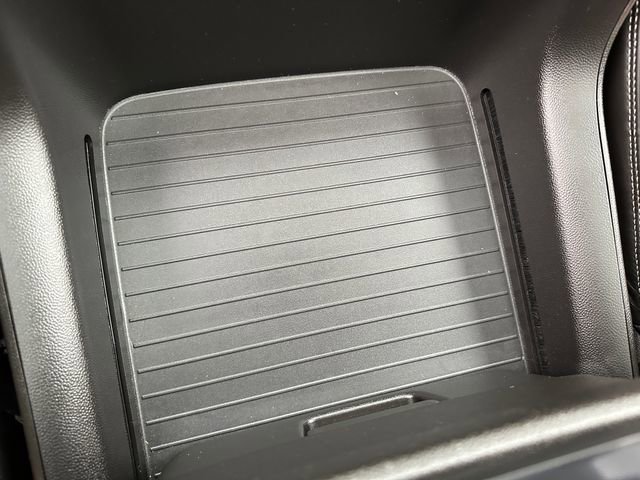 Used 2023 GMC Yukon XL Denali Ultimate image 30