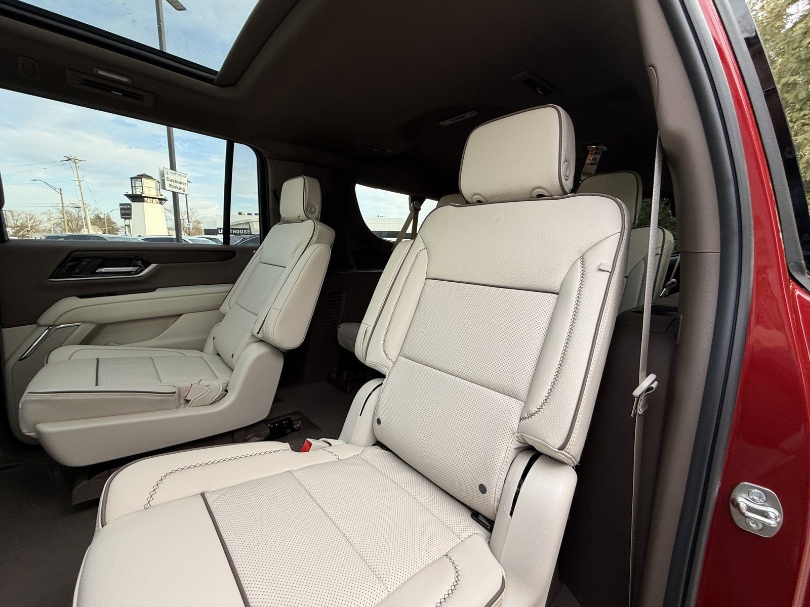 New 2026 GMC Yukon XL Denali w/ Sun & Power Step Package image 27