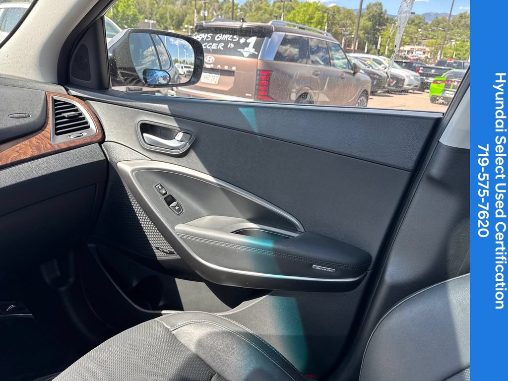Used 2018 Hyundai Santa Fe Sport w/ Cargo Package AWD/4WD image 41