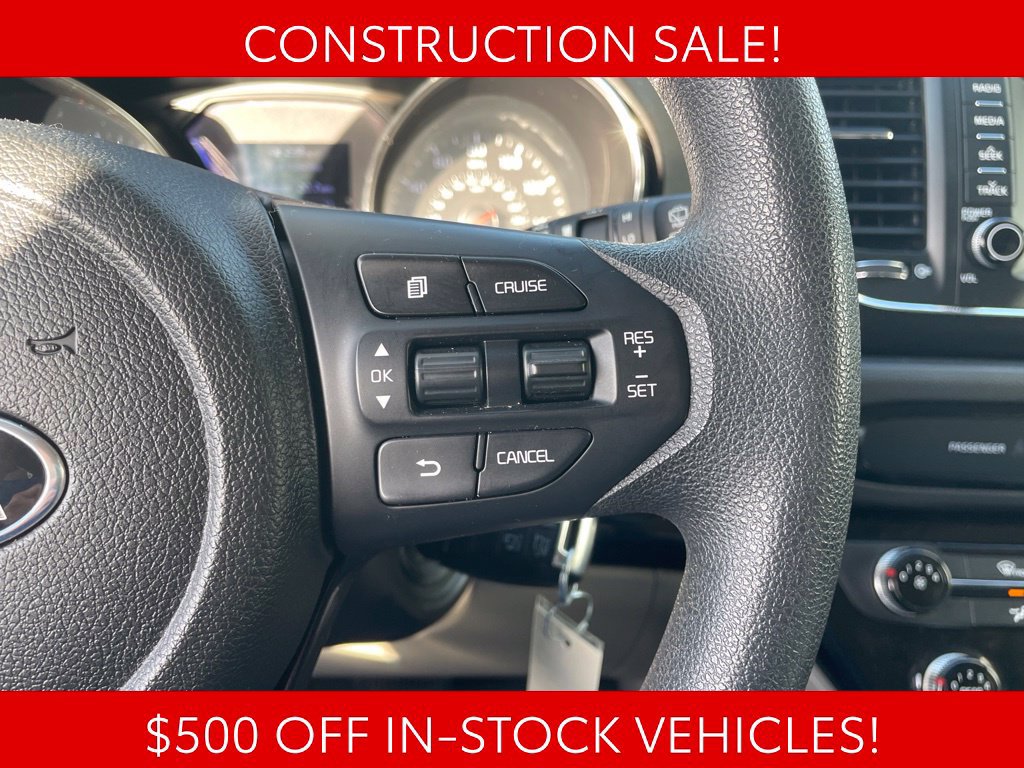 Used 2020 Kia Sedona LX FWD image 24