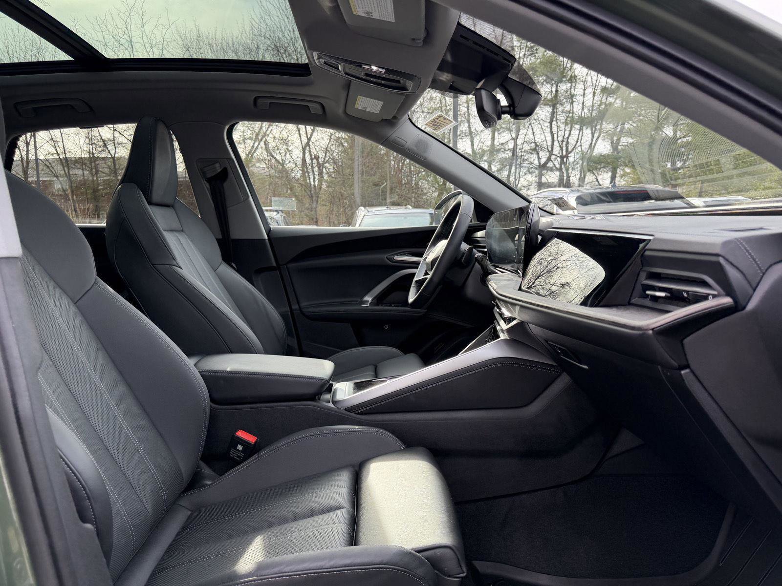 Certified 2025 Audi Q5 Premium Plus w/ Premium Plus AWD/4WD image 15