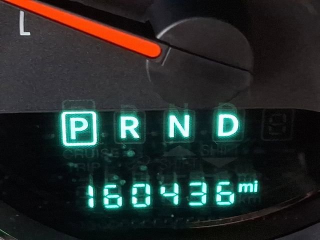 Used 2015 Jeep Wrangler Unlimited Sahara w/ Connectivity Group image 19