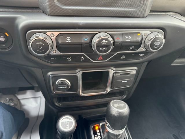 Used 2022 Jeep Wrangler Unlimited Willys image 22