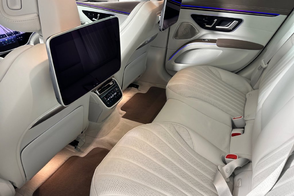 Certified 2024 Mercedes-Benz EQS 450+ Sedan image 16