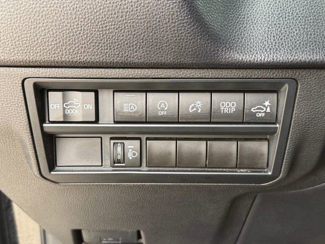 Used 2023 Toyota Tundra SR5 w/ SR5 Convenience Package image 25