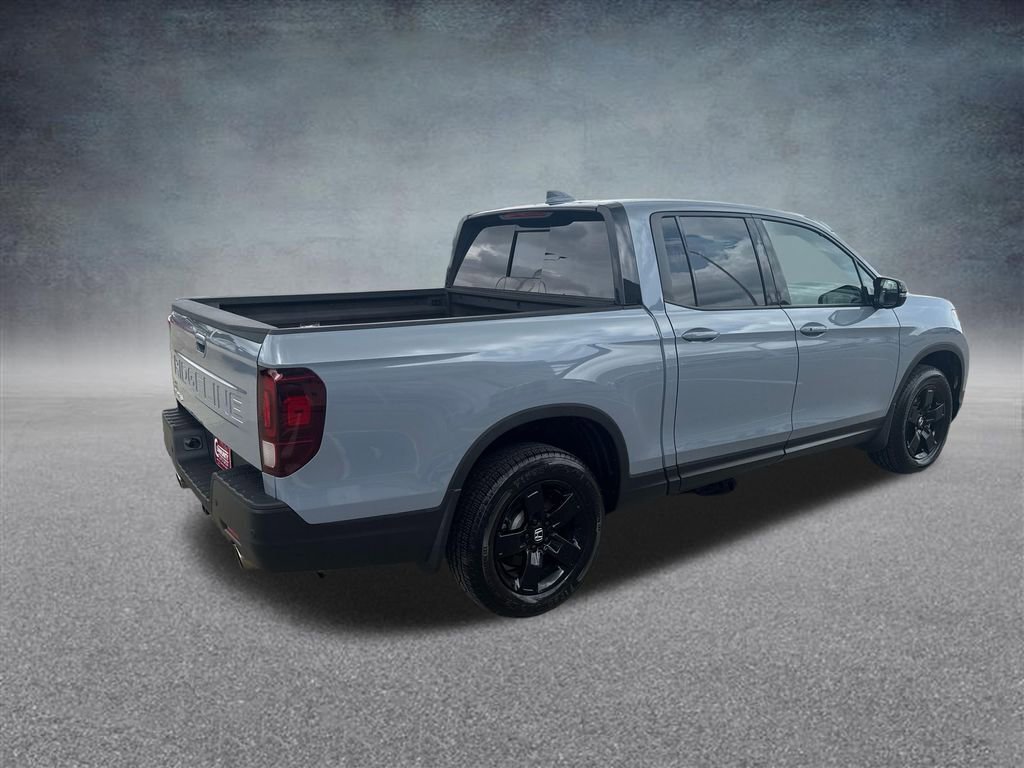Used 2024 Honda Ridgeline Black Edition image 5