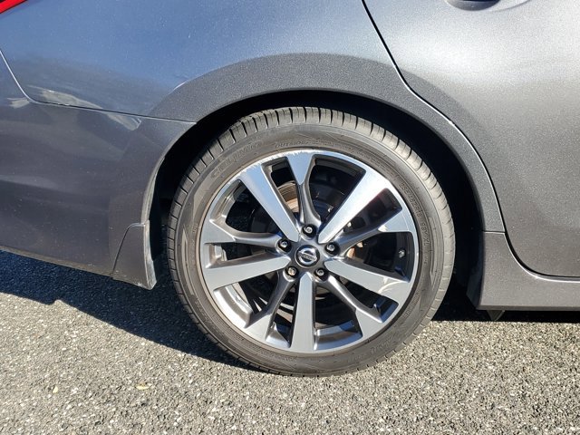 Used 2017 Nissan Altima 2.5 SR image 5