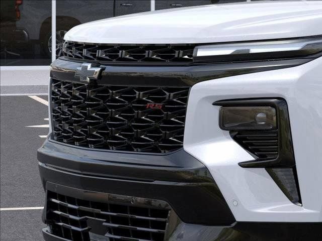 New 2026 Chevrolet Traverse RS w/ LPO, Floor Liner Package FWD image 15