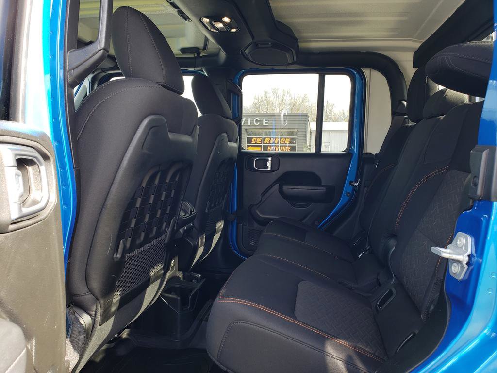 Used 2022 Jeep Gladiator Mojave w/ LED Lighting Group AWD/4WD image 12