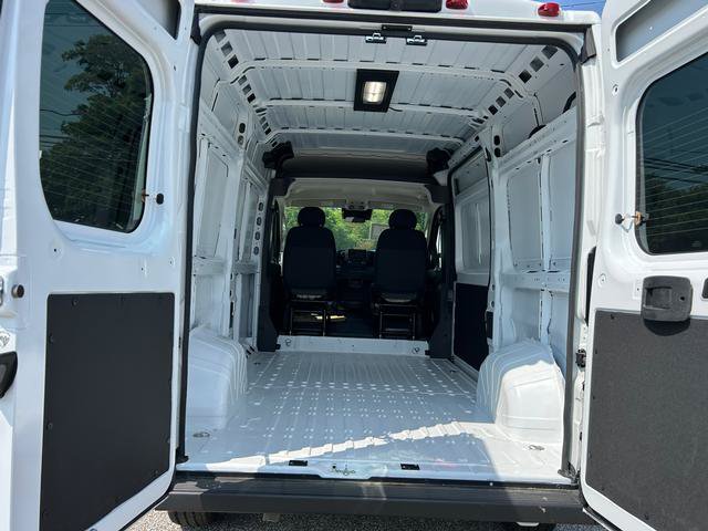 Used 2024 RAM ProMaster 1500 w/ Convenience Group FWD image 17