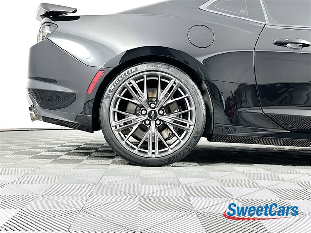 Used 2022 Chevrolet Camaro ZL1 image 43