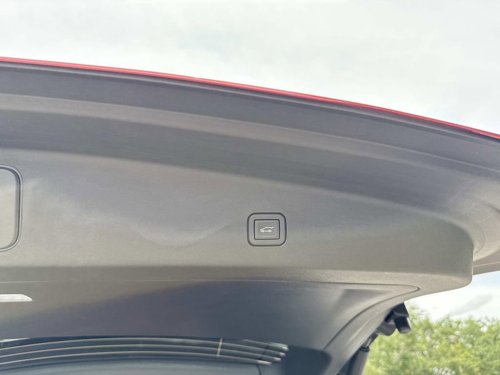 New 2026 Cadillac Vistiq Sport image 12