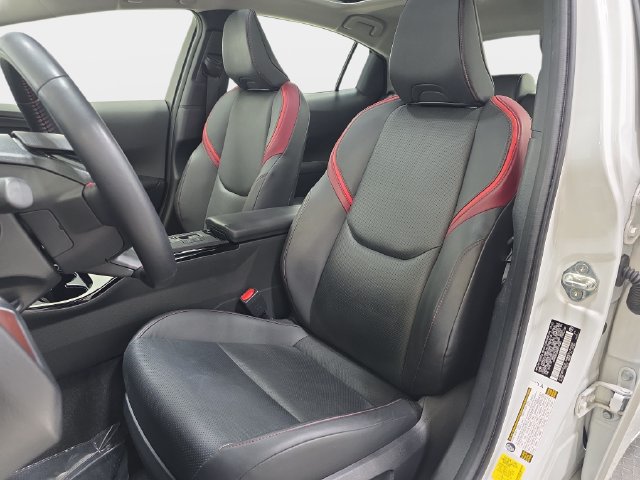 Used 2024 Toyota Prius Prime FWD image 12