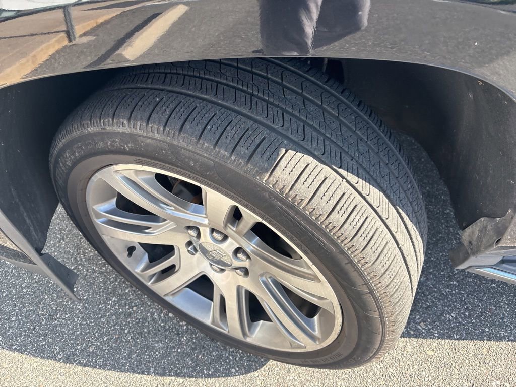 Used 2017 Cadillac Escalade Premium Luxury RWD image 13