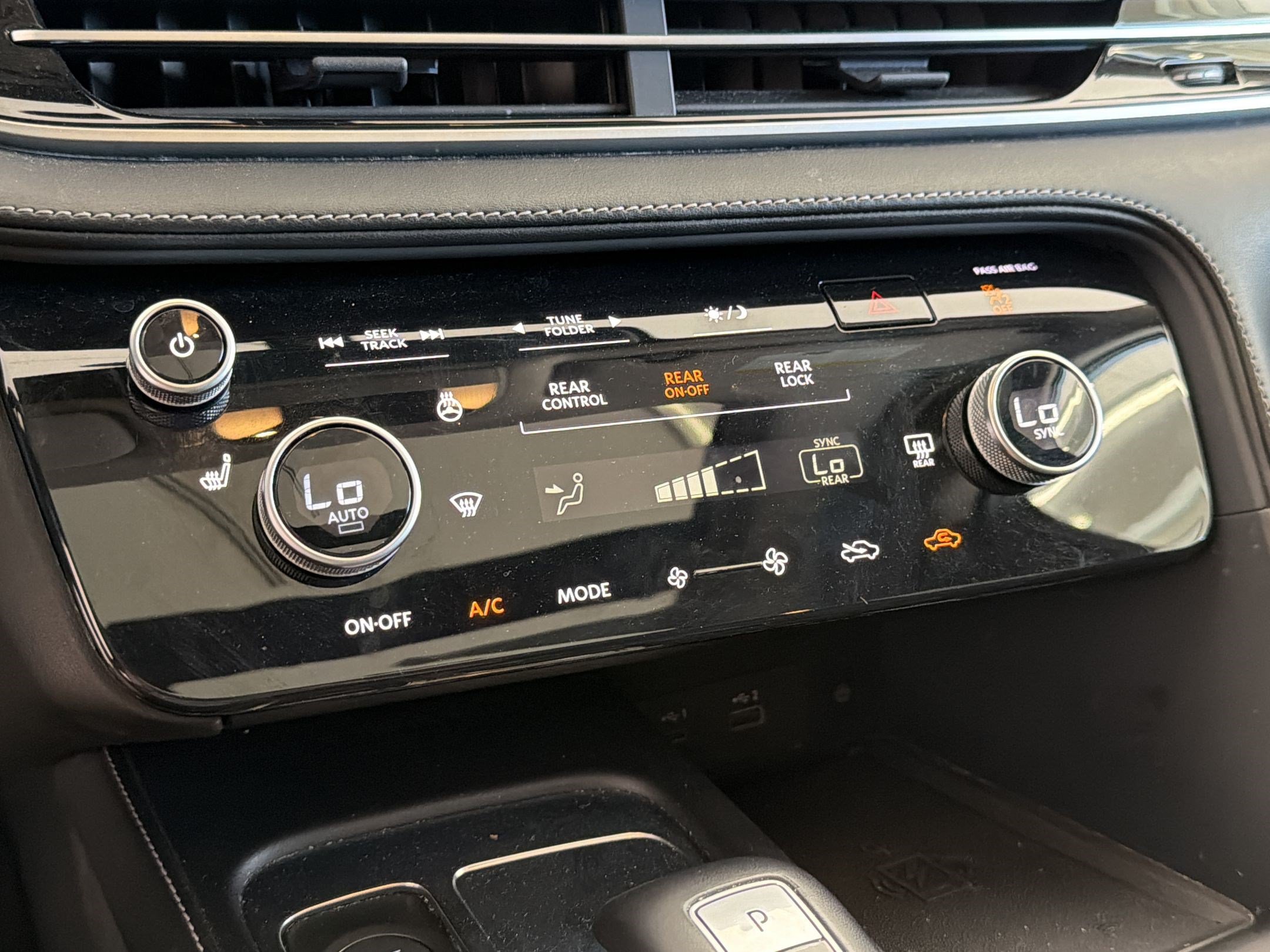 Used 2023 INFINITI QX60 Pure AWD/4WD image 18