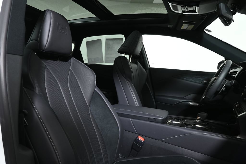 Used 2024 Lexus RX 500h F Sport w/ Convenience Package image 34