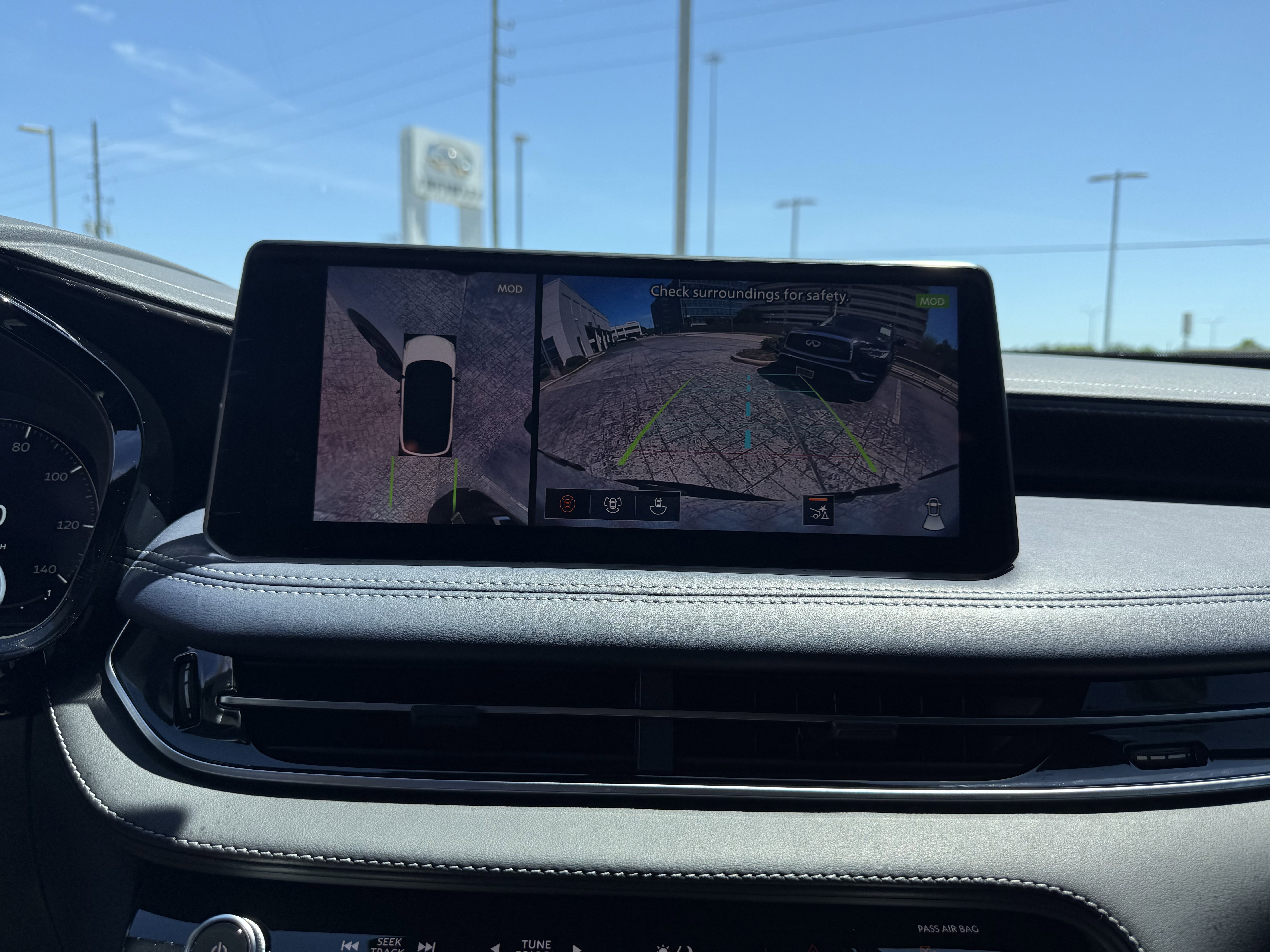 Certified 2026 INFINITI QX60 Sport w/ Dark Cargo Package image 24