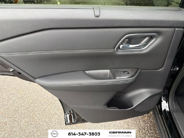 New 2026 Nissan Rogue Platinum w/ Platinum Premium Package AWD/4WD image 13