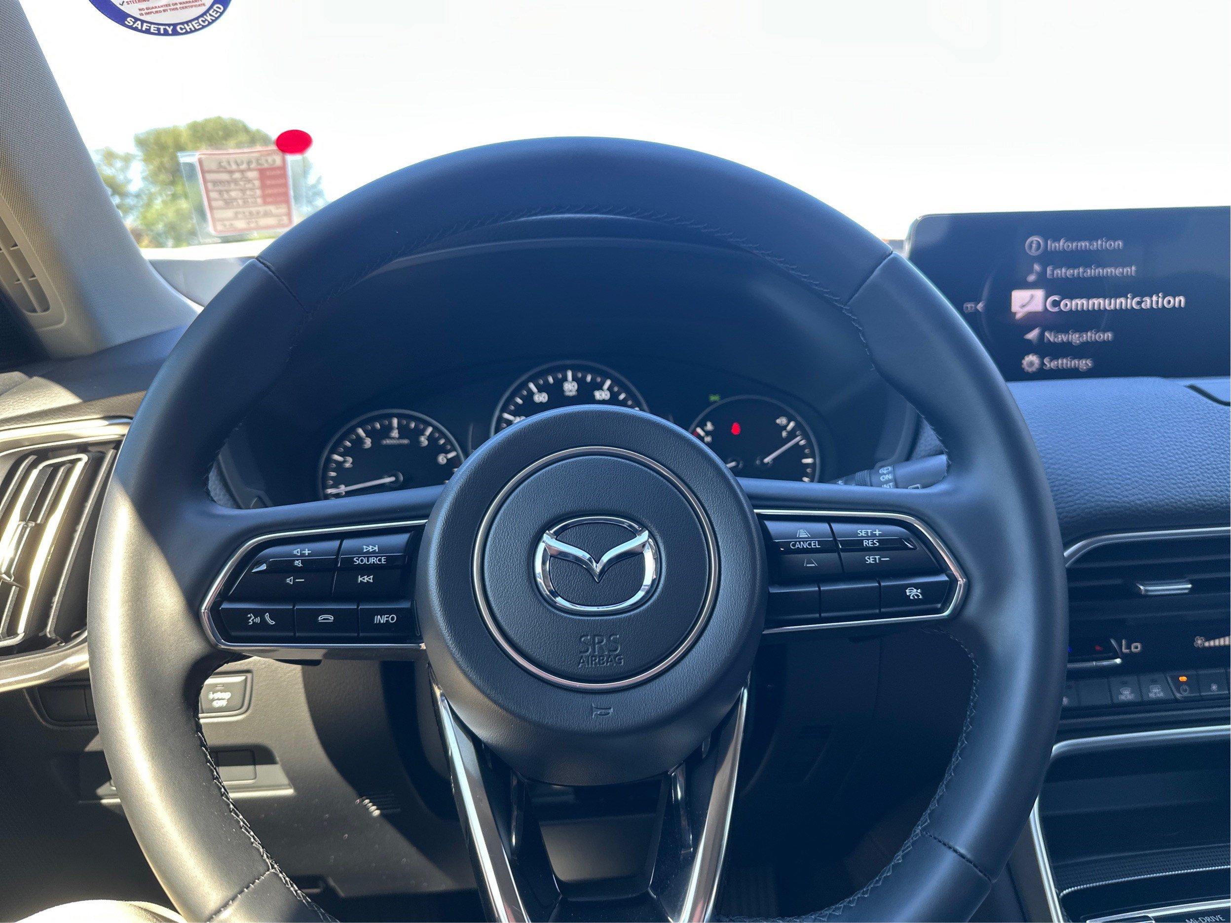 Certified 2025 MAZDA CX-70 3.3 Turbo w/ Preferred Package AWD/4WD image 18