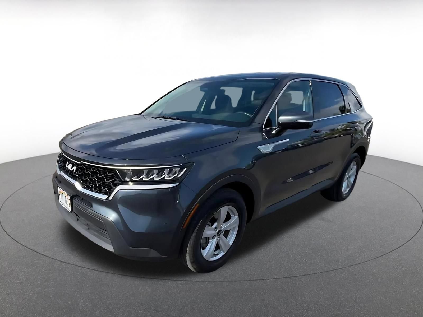 Used 2023 Kia Sorento LX FWD image 7