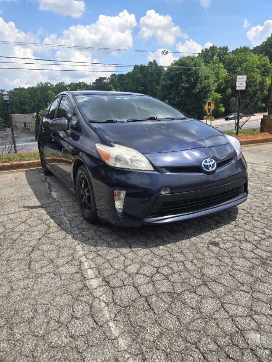 Used 2014 Toyota Prius Three w/ Solar Roof Package FWD image 1