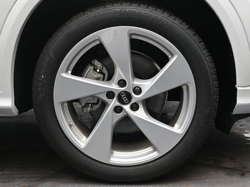 New 2025 Audi Q5 2.0T Premium Plus image 10