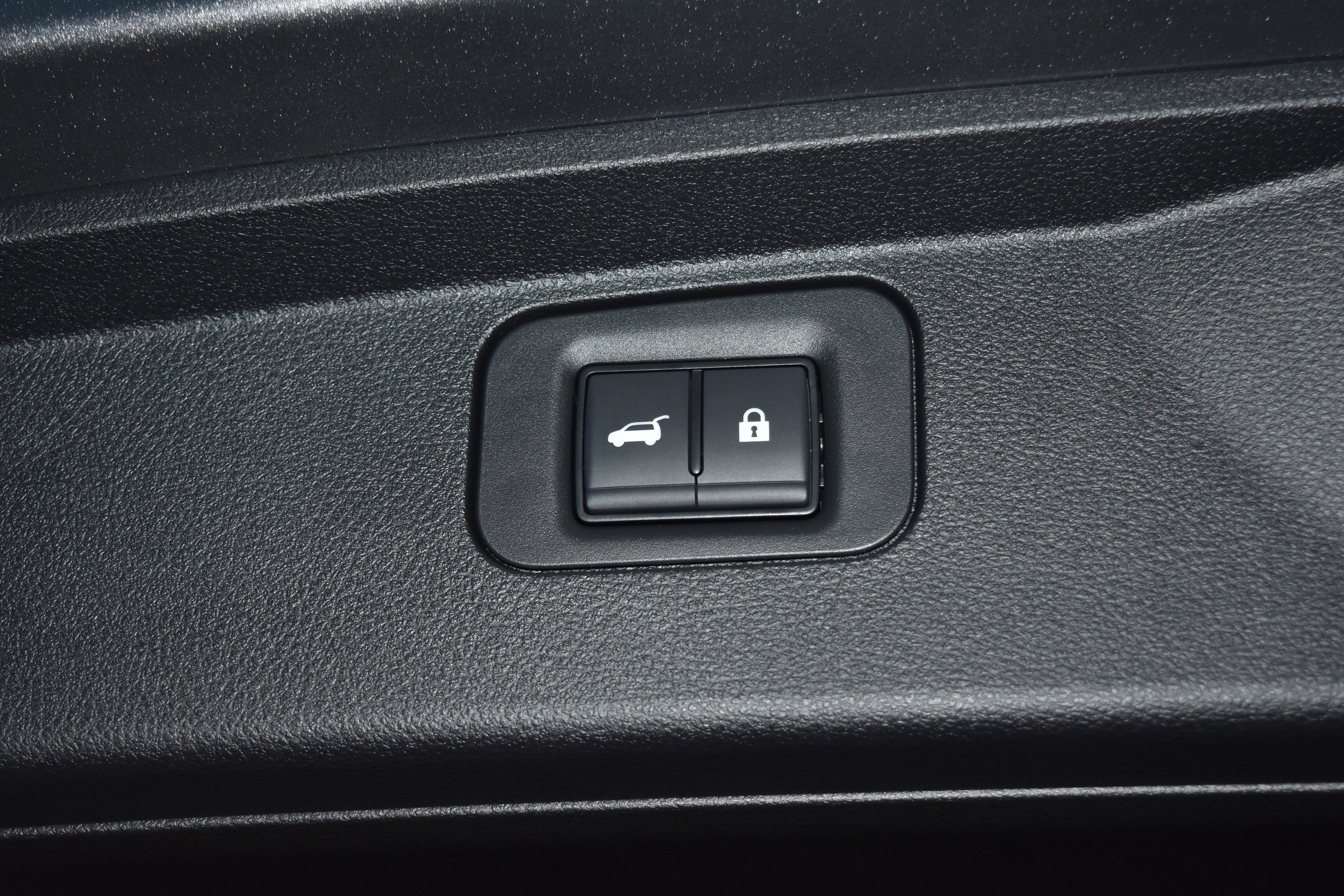 New 2026 Nissan Armada SL w/ Captain's Chari Seat Package image 26