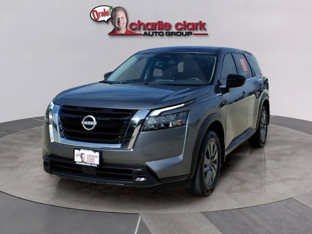 Certified 2025 Nissan Pathfinder S