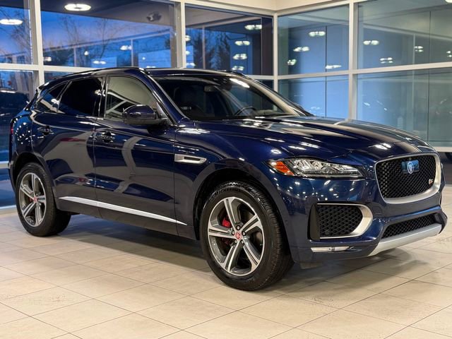Used 2018 Jaguar F-PACE S image 8