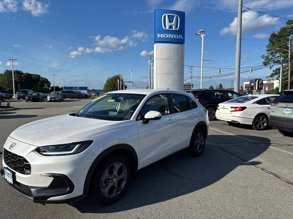 Used 2026 Honda HR-V LX image 1