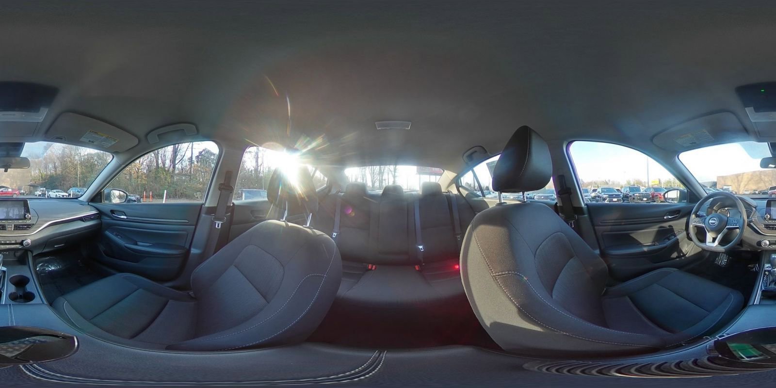 Used 2025 Nissan Altima 2.5 SV image 41