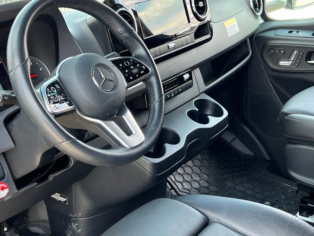 Used 2020 Mercedes-Benz Sprinter 3500 image 13