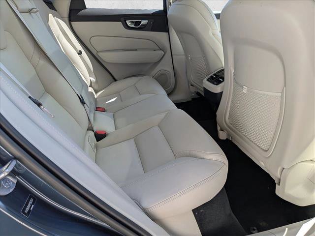 Used 2023 Volvo XC60 B6 Ultimate w/ Climate Package image 21