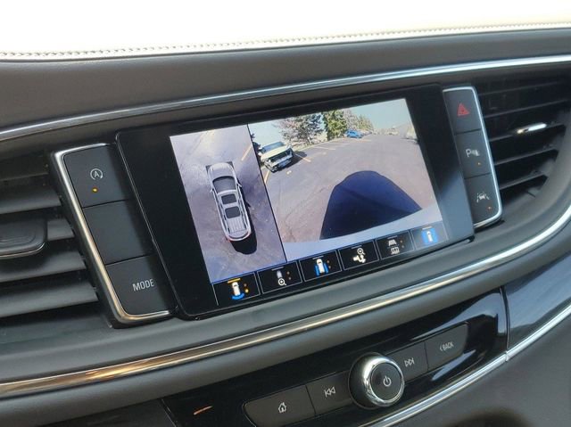 Used 2024 Buick Enclave Essence w/ Sport Touring Edition FWD image 33