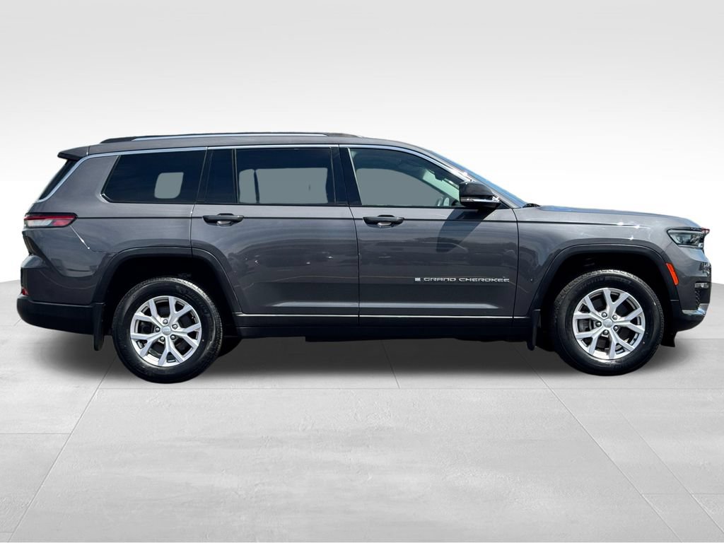 Used 2022 Jeep Grand Cherokee L Limited w/ MOPAR Finishing Package AWD/4WD image 8