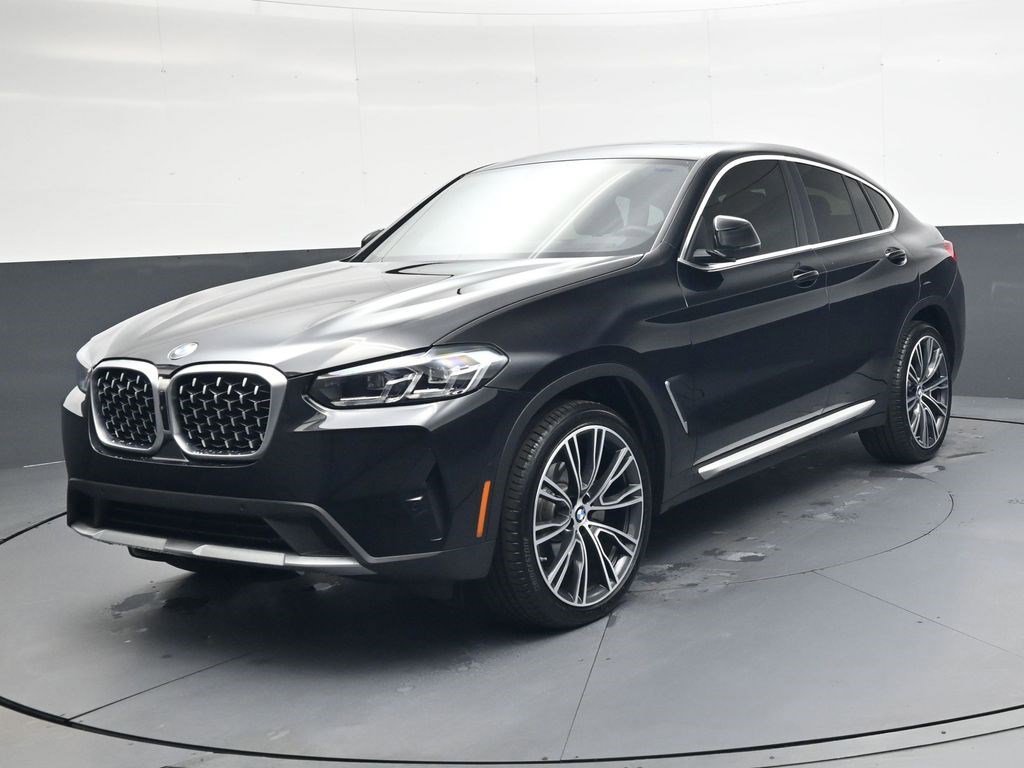 Used 2025 BMW X4 xDrive30i w/ Premium Package image 8