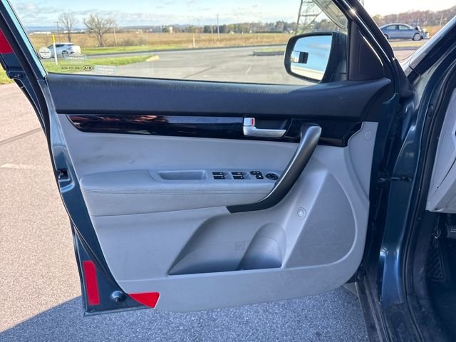 Used 2014 Kia Sorento LX image 22