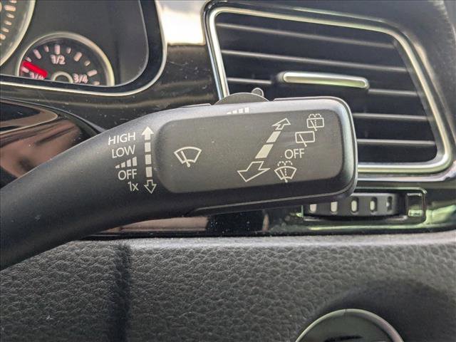 Used 2014 Volkswagen Touareg Sport AWD/4WD image 7