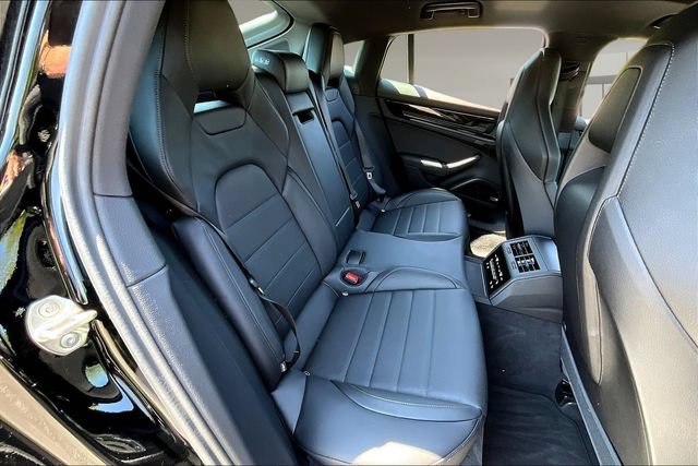 Used 2025 Porsche Panamera 4 AWD/4WD image 22