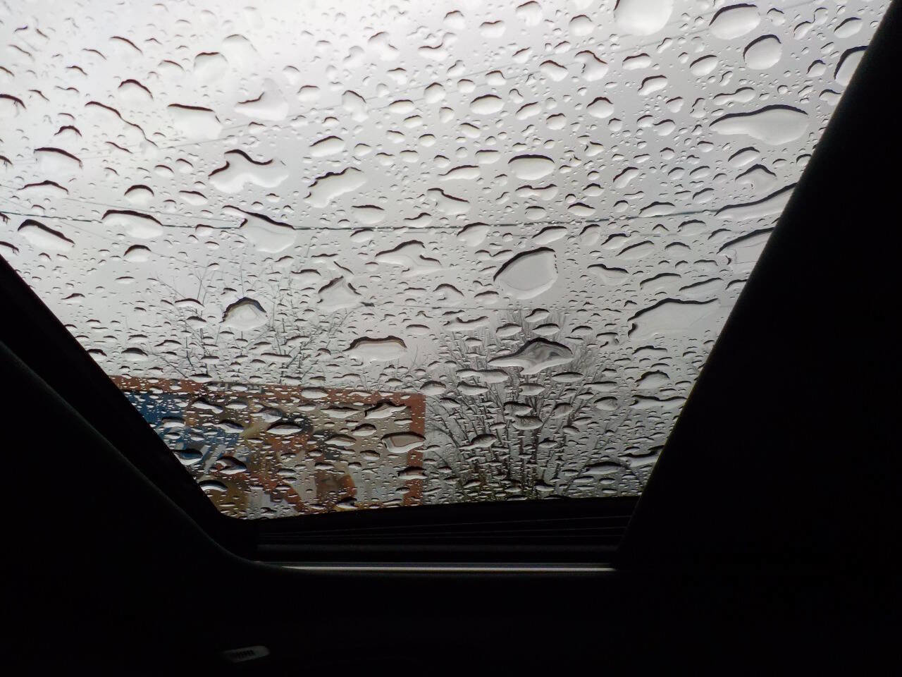 Used 2018 Jeep Grand Cherokee Limited image 15