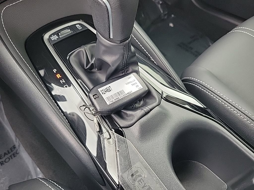 Used 2025 Toyota Corolla XSE image 23