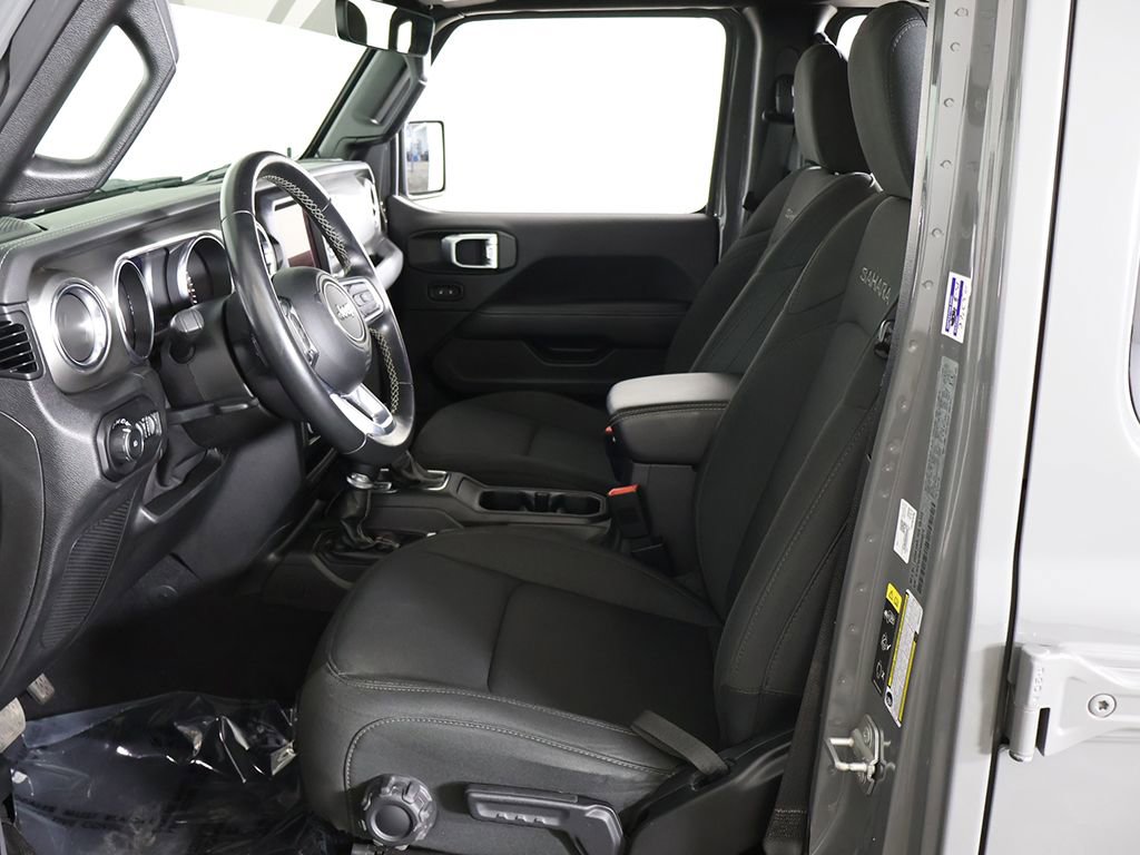 Used 2021 Jeep Wrangler Unlimited Sahara w/ Uconnect 4C Nav & Sound Group AWD/4WD image 27