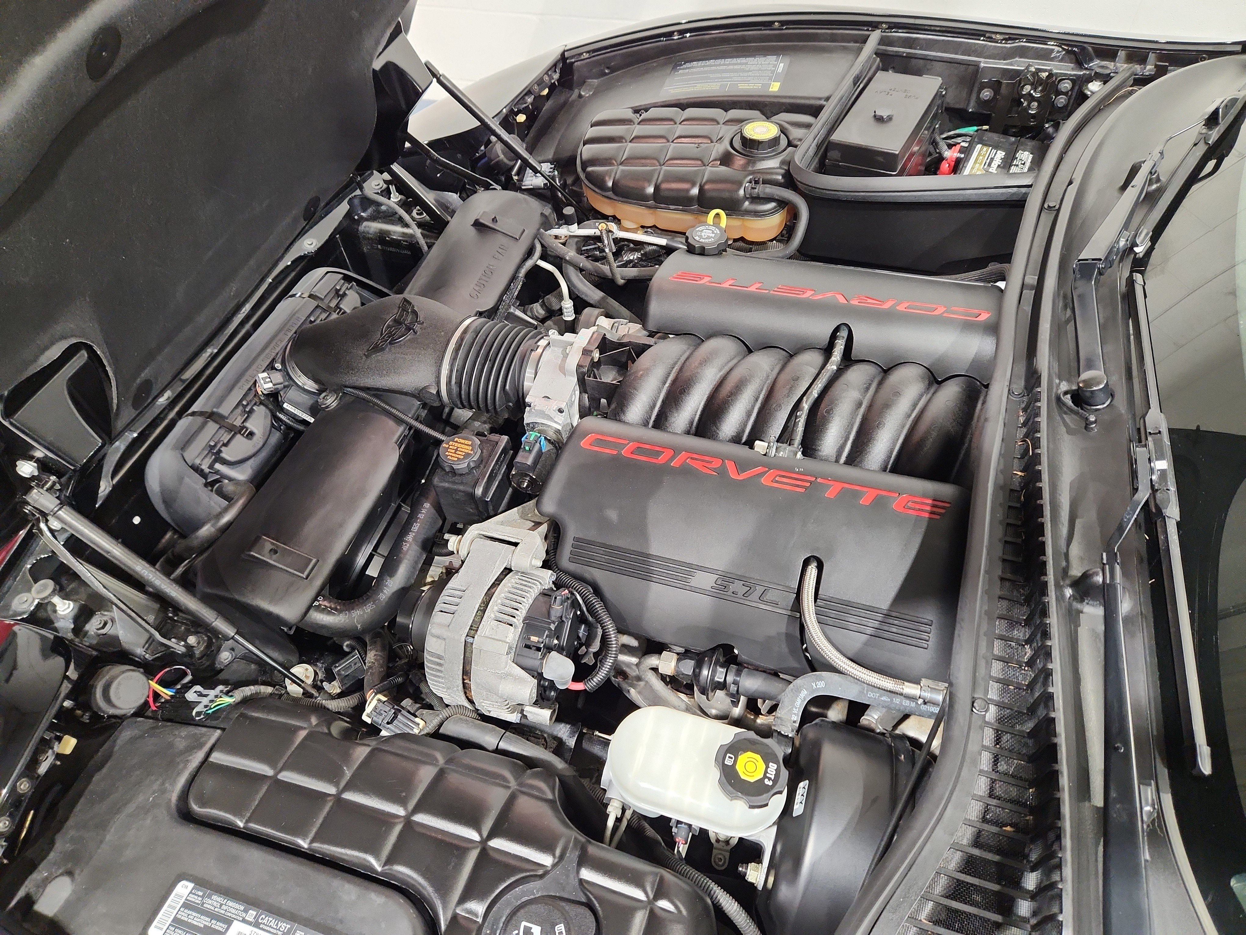 Used 2002 Chevrolet Corvette w/ Preferred Equipment Group2 image 25