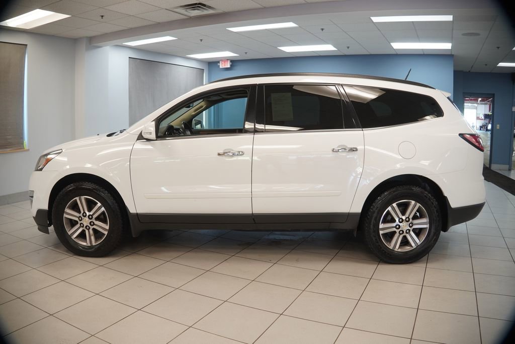 Used 2016 Chevrolet Traverse LT AWD/4WD image 2