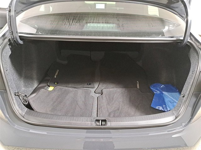 Used 2025 Toyota Corolla LE image 10