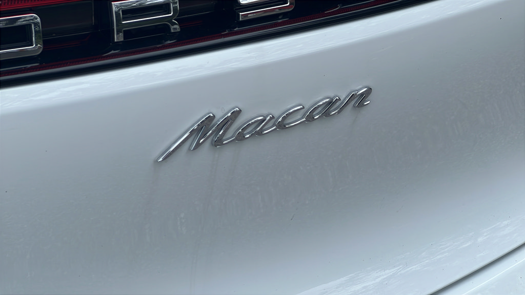 New 2026 Porsche Macan AWD/4WD image 13