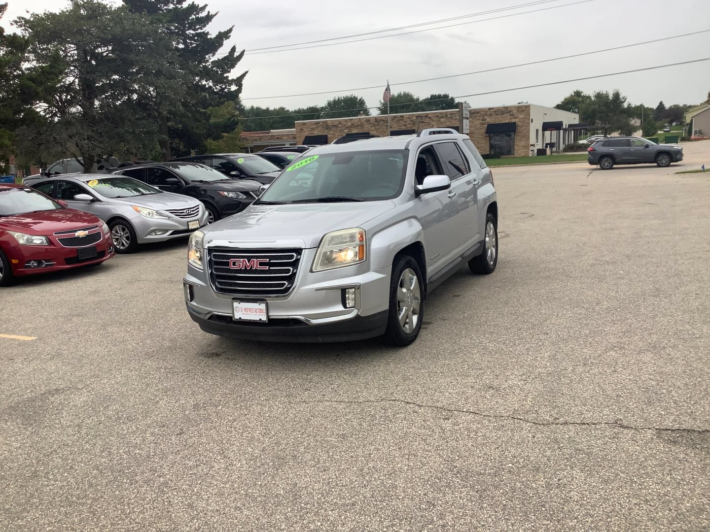 Used 2016 GMC Terrain SLT w/ Open Road Package AWD/4WD image 4