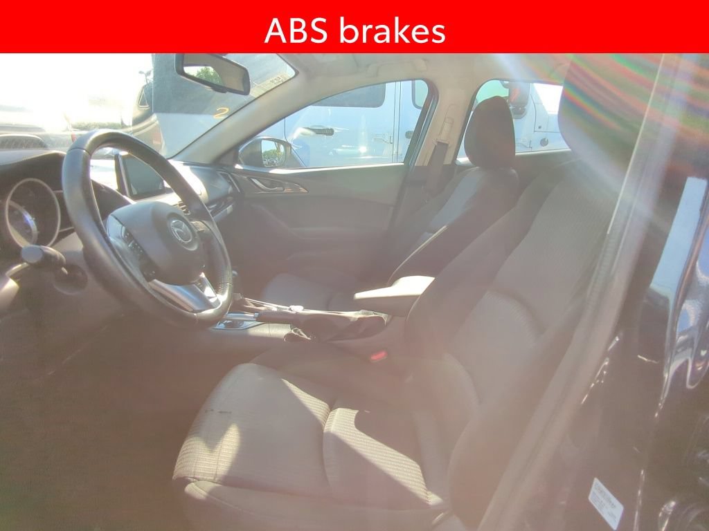 Used 2016 MAZDA MAZDA3 i Touring w/ Popular Equipment Package FWD image 6